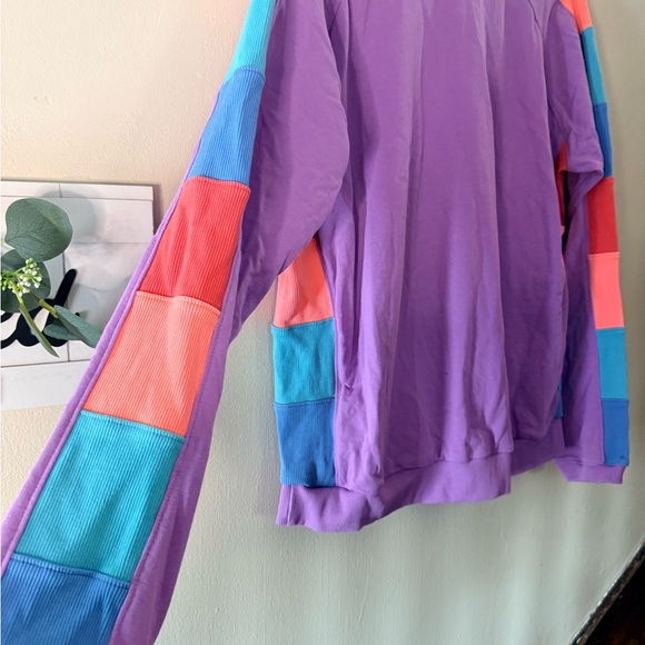 Colorful Patchwork Sweatshirt - Picture 7 of 7